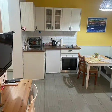 Апартаменты Klek Apartment